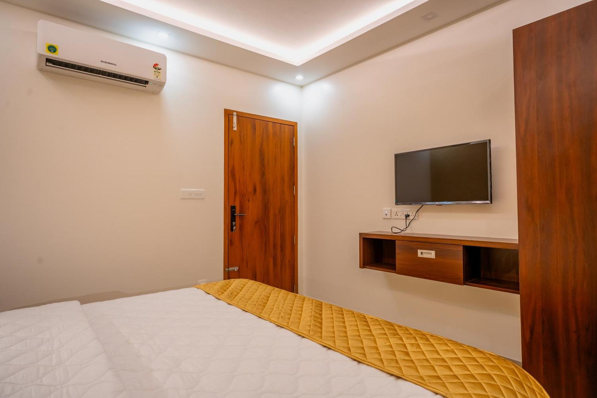 Metro Residency Hotel Tirur Buitenkant foto